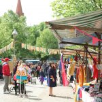 Berlin Neukölln: Flohmarkt Fesche Lotte