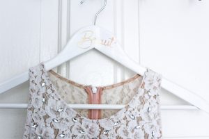 DIY Kleiderbügel zur Hochzeit, Upcycling