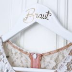 DIY Braut-Kleiderbügel